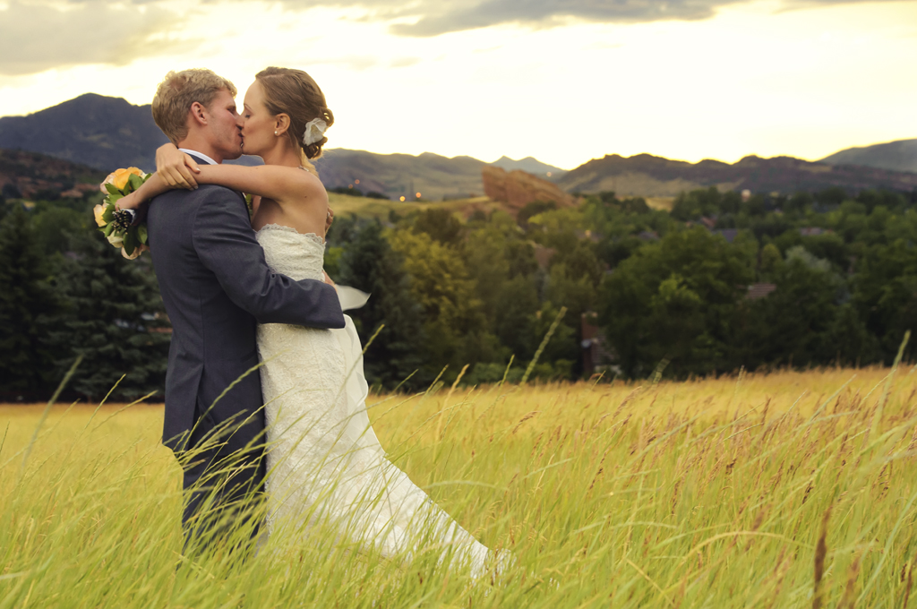 red rocks wedding photography