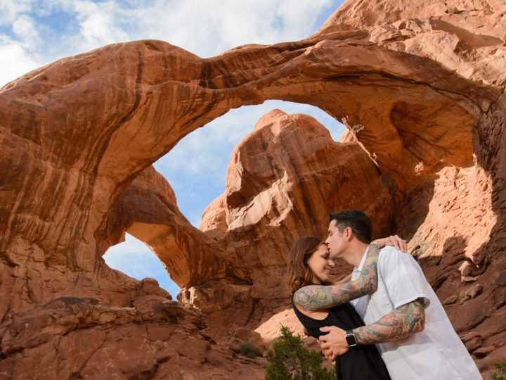 LJ & Allyson – Arches National Park Adventure Session